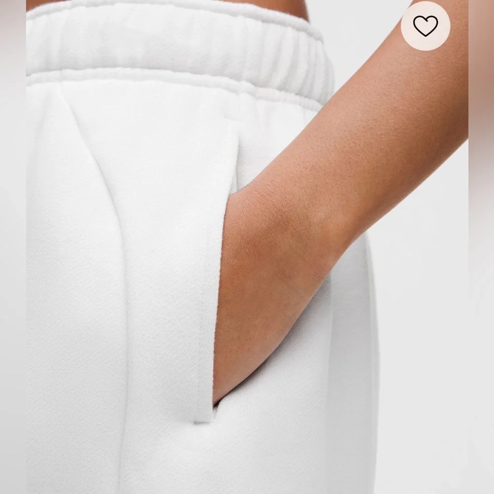 lululemon athletica White Scuba MR Oversized Jogger - Picture 3 of 8